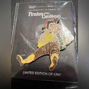 D23 Gold Member Exclusive Pirates of the Caribbean 55th Anniversary Pin …